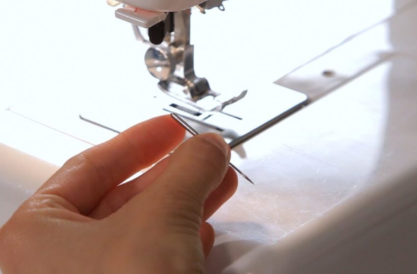  Here’s How To Choose The Right Needle For Your Sewing Project